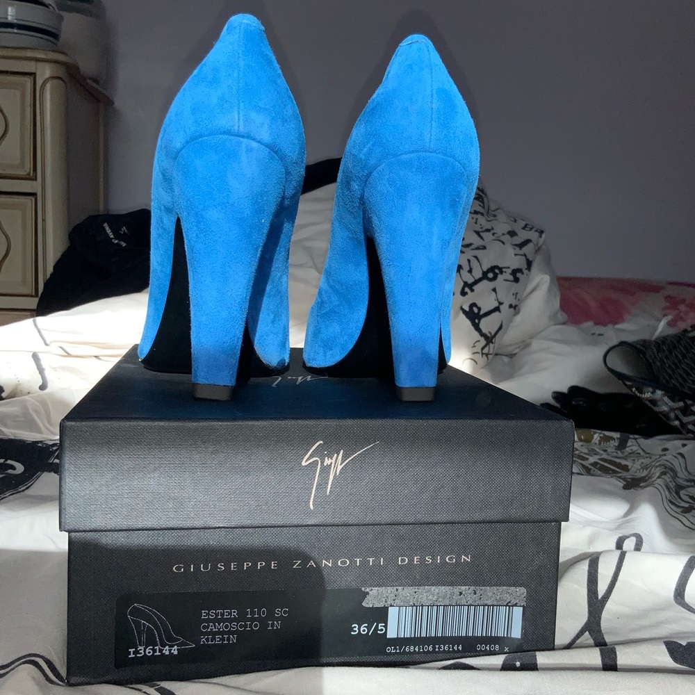 Blue Giuseppe Zanotti Pumps - Picture 2 of 7